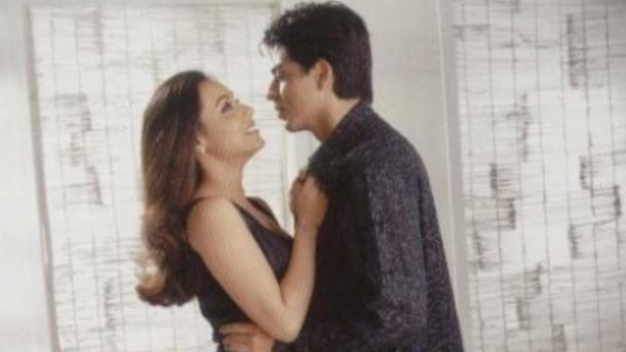 Shah Rukh Khan and Rani Mukerji are best friend and the comfort they had with each other reflected beautifully on the big screen